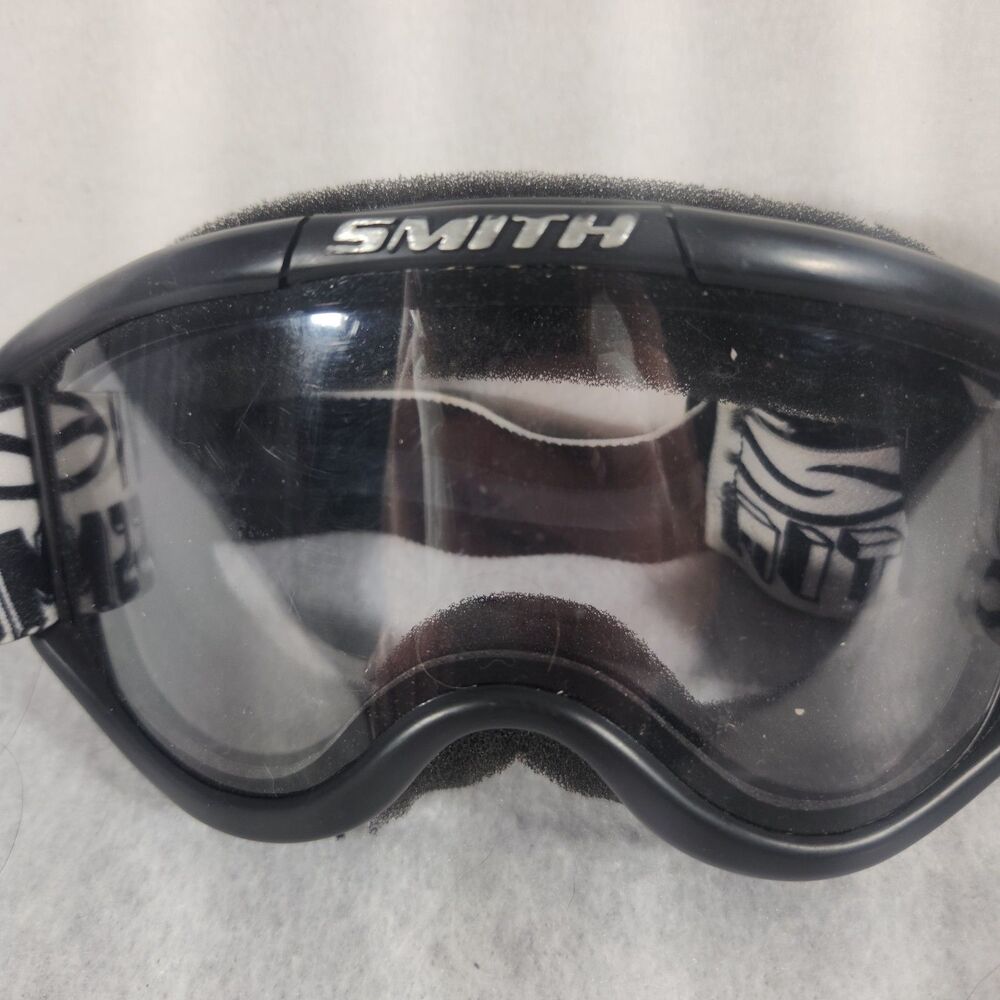 Smith Optics Ski Snowboard Goggles Black Foam Lining Adjustable